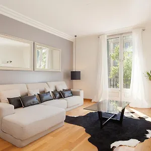 Apartment Rent Avenida Diagonal, Barcelona